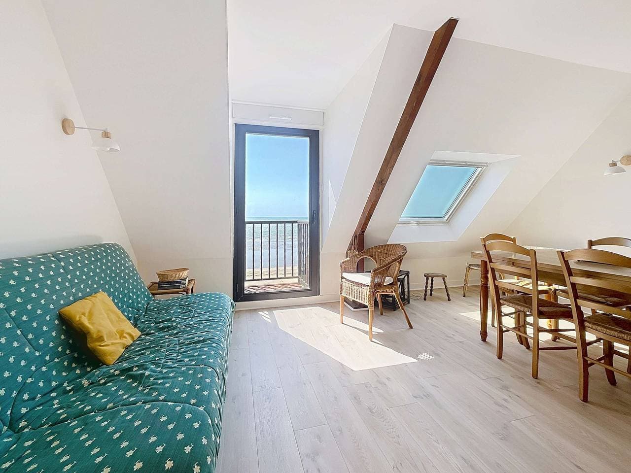 Foto 5 von 15: Apartment am Meer, 1 Schlafzimmer, 4 Schlafplätze, privater Parkplatz