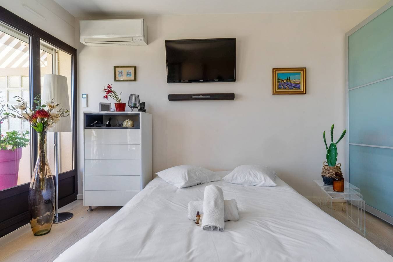 Foto 8 von 12: Wunderschöne und helle Wohnung mit Balkon und Meerblick in Cassis - Welkeys