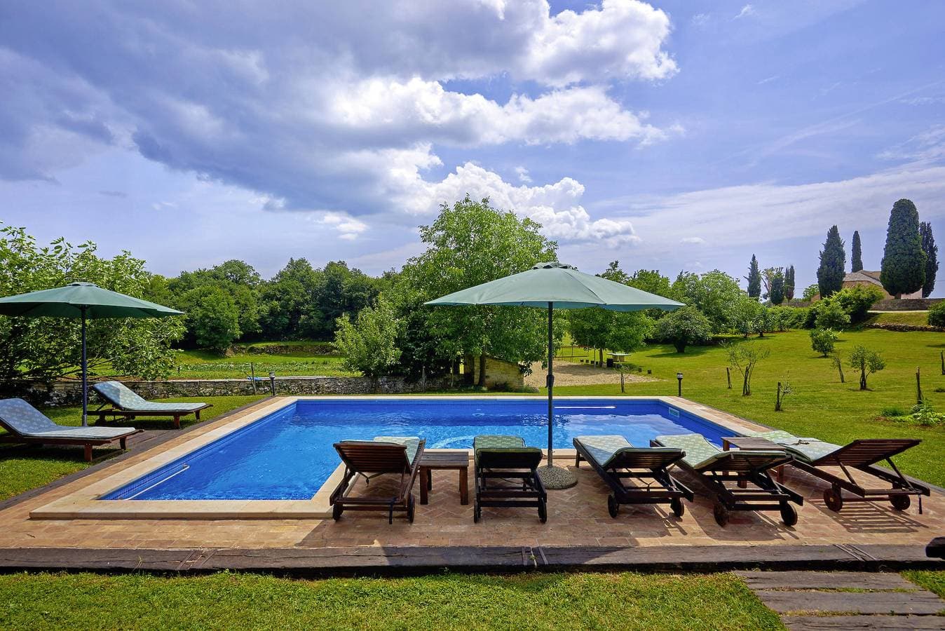 Foto 5 von 32: Ferienhaus Stara Hiža * weitläufiges Grundstück, privater Pool, WLAN