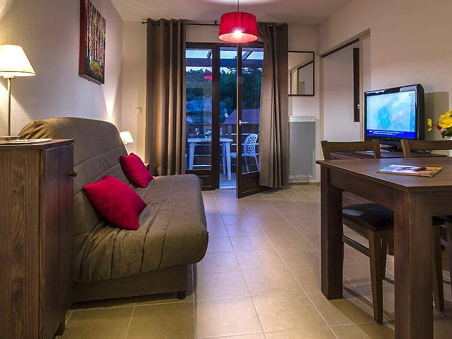 Foto 5 von 7: Résidence Le Clos du Rocher - Vacancéole - Studio 2 personen - Studio 2 Personen - Pmr