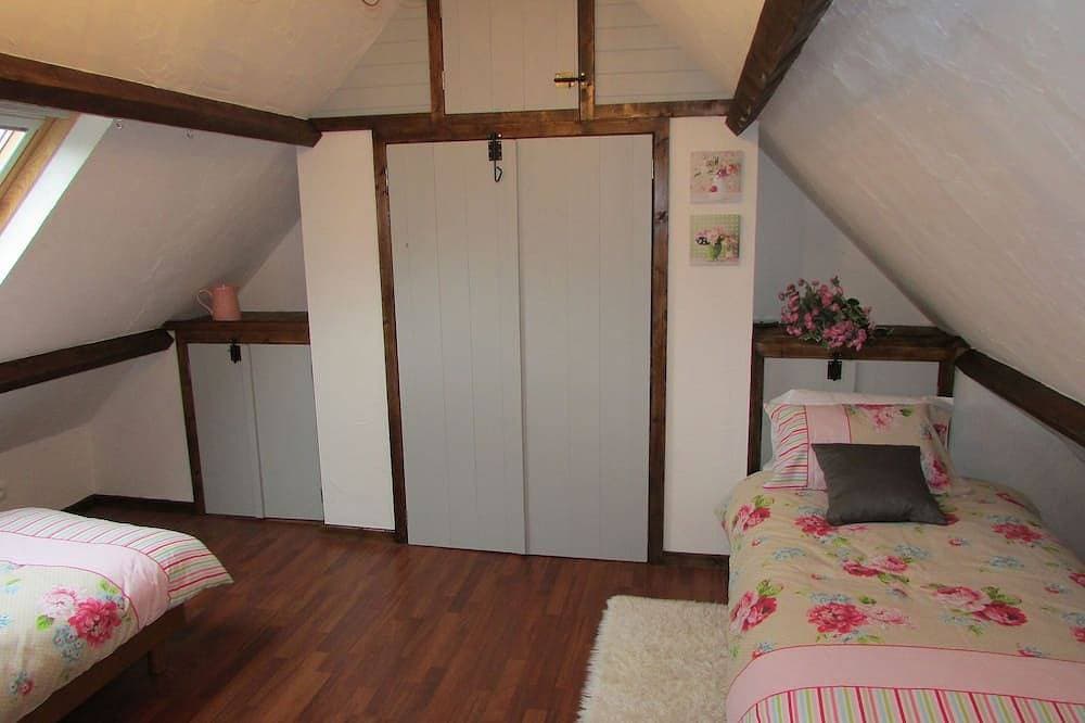 Foto 3 von 21: Ferienhaus mit Pool in Plouray, zwischen Pontivy und Rostrenen, Morbihan, Bretagne