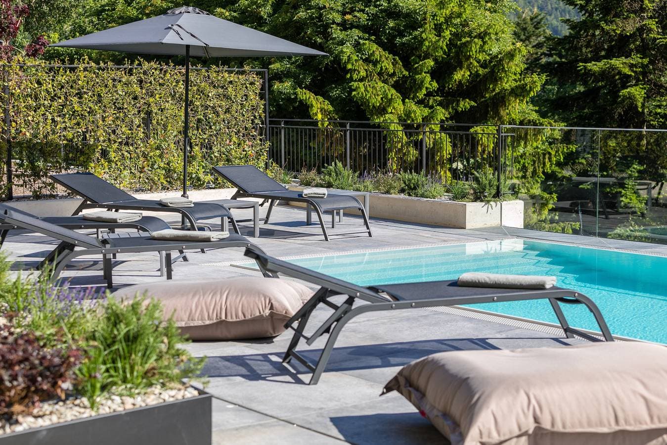 Foto 9 von 12: Ferienwohnung 'Köfele Lodge Sepp' mit Bergblick, Gemeinschaftspool und WLAN