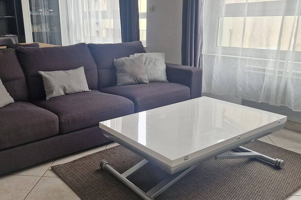 Foto 7 von 14: Bright Balneo apartment near train station 2 bedrooms