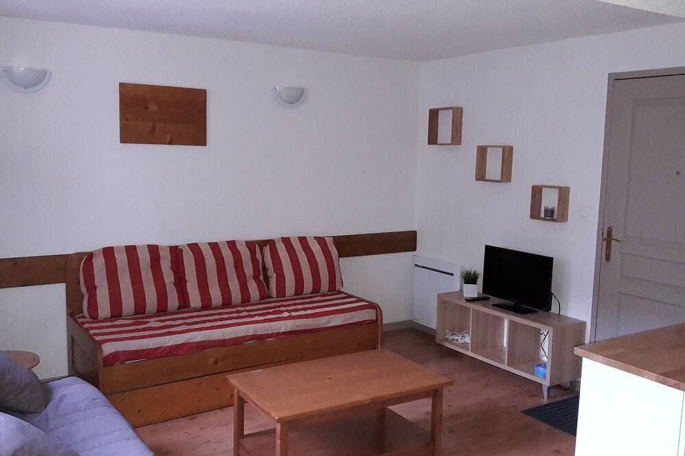 Foto 3 von 24: Großes Studio 27 m2 - in Residenz Tourismus *** mit Schwimmbad