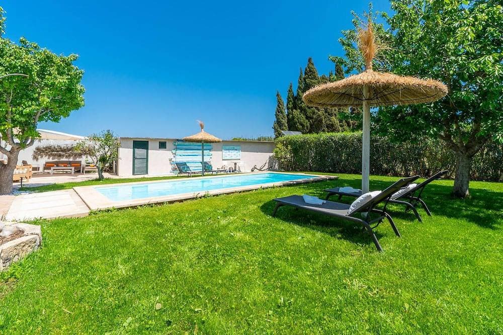 Foto 7 von 30: Atemberaubendes Haus in Manacor mit privatem Swimmingpool, der sowohl drinnen.