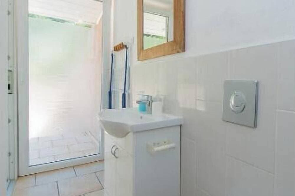 Foto 3 von 10: Villa Ivka Studio B - memorable sunsets and sunrises from your bed
