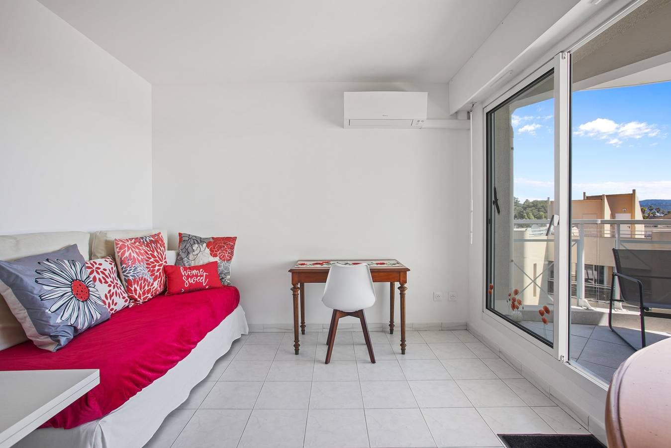 Foto 4 von 26: 2-Zimmer-Apartment mit Meerblick, Terrasse, Balkon und Klimaanlage