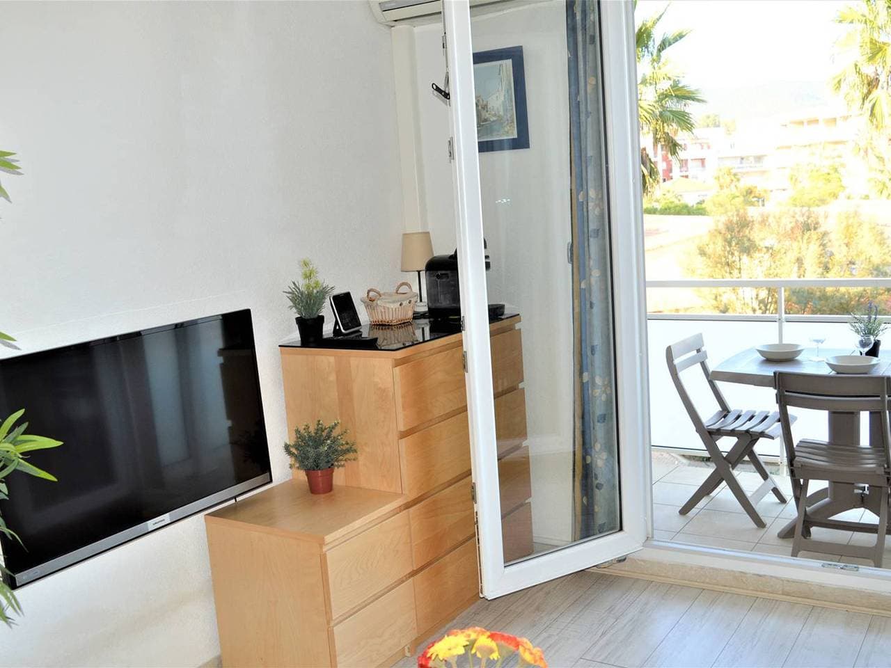 Foto 6 von 15: Renoviertes Studio in Cavalaire-sur-Mer, 3 Personen, nah am Hafen, klimatisiert.
