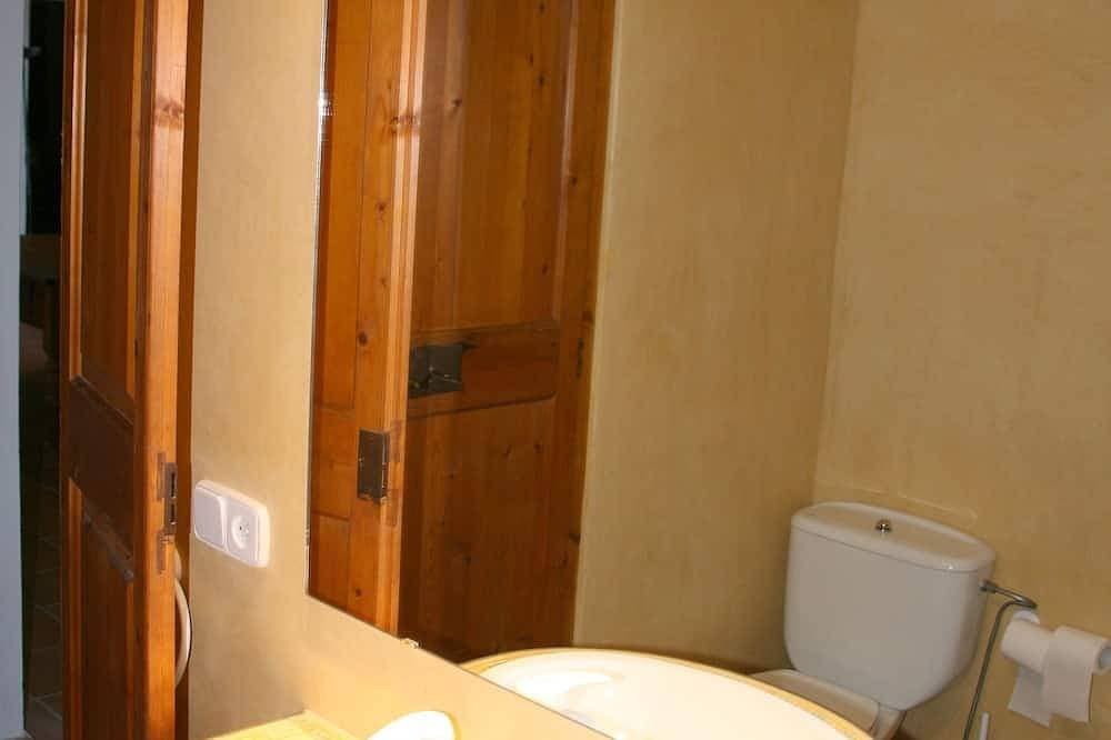 Foto 8 von 29: Typisch renoviertes Steinhaus mit unschlagbarer Aussicht. Wifi Pool