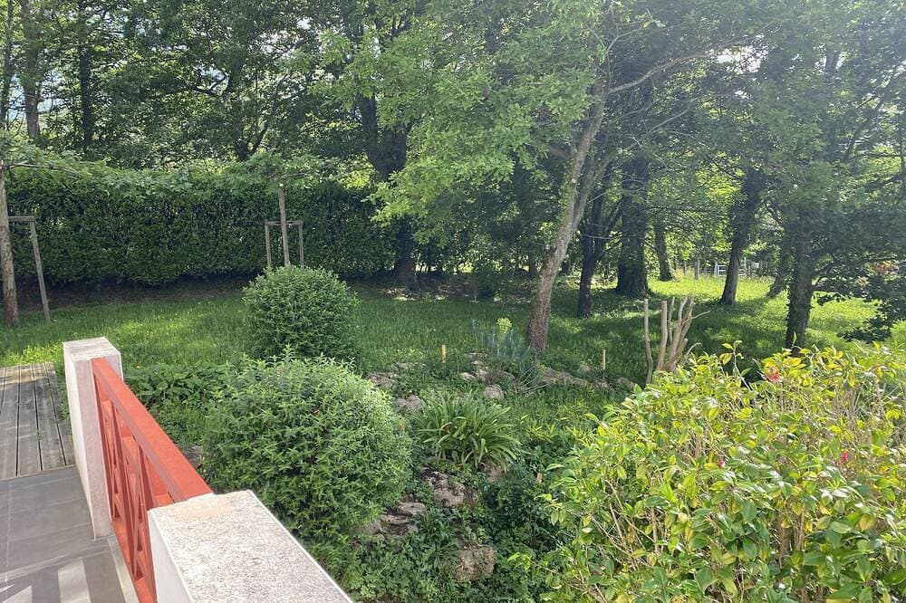 Foto 13 von 30: Gite Xoriekin Louhossoa,  herrliche Bergsicht