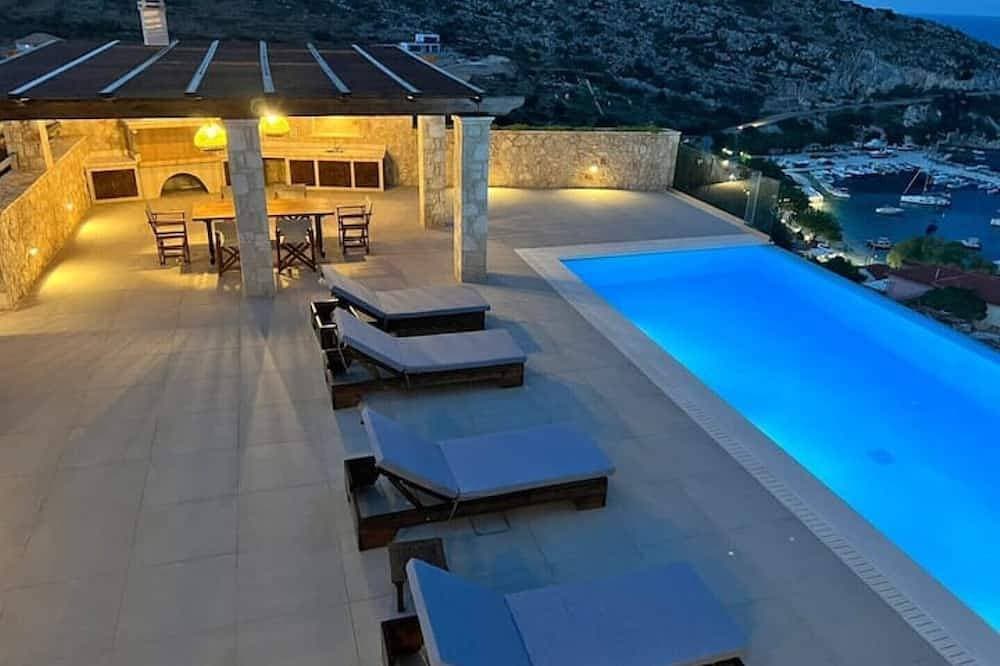 Foto 10 von 30: Amazing sea view and private pool - Blue Sea House at 200 m from the beach
