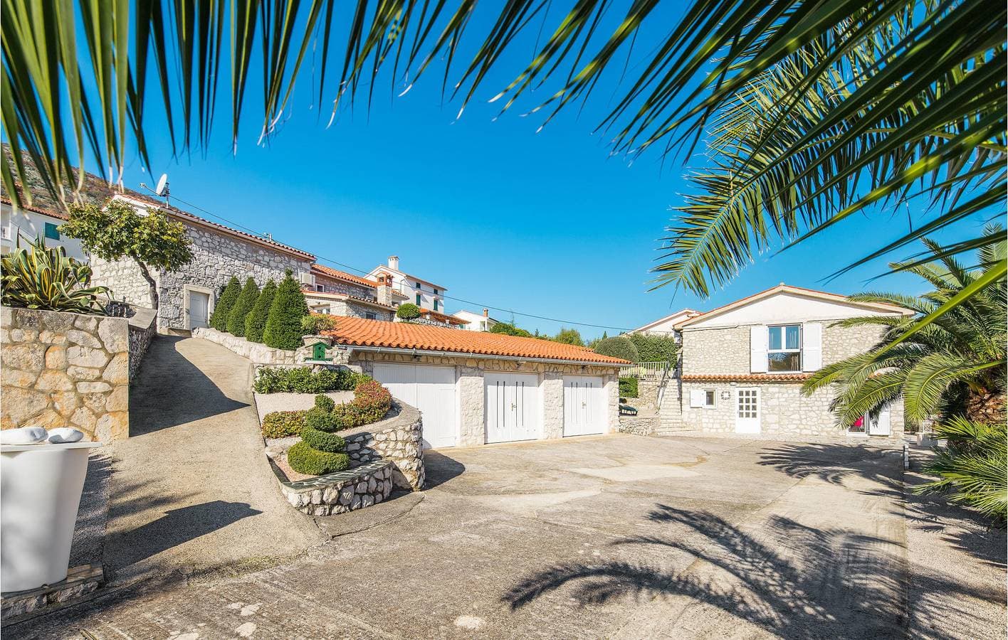 Foto 12 von 25: Gemütliche Ferienwohnung mit Meerblick, Terrasse und Garten – 1,5 km vom Strand entfernt