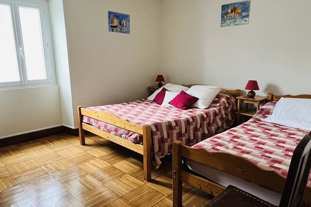 Foto 6 von 20: Charmantes Haus in Louhossoa, 6 Personen - Garten & Kamin