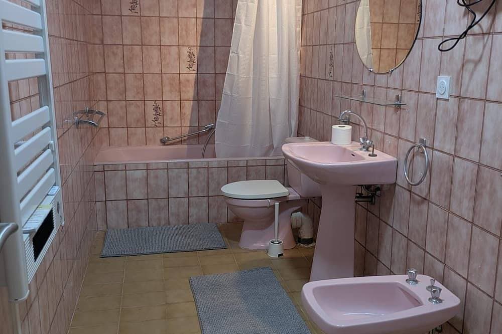 Foto 5 von 9: Apartment in La Brigue Center—Perfect for large families!