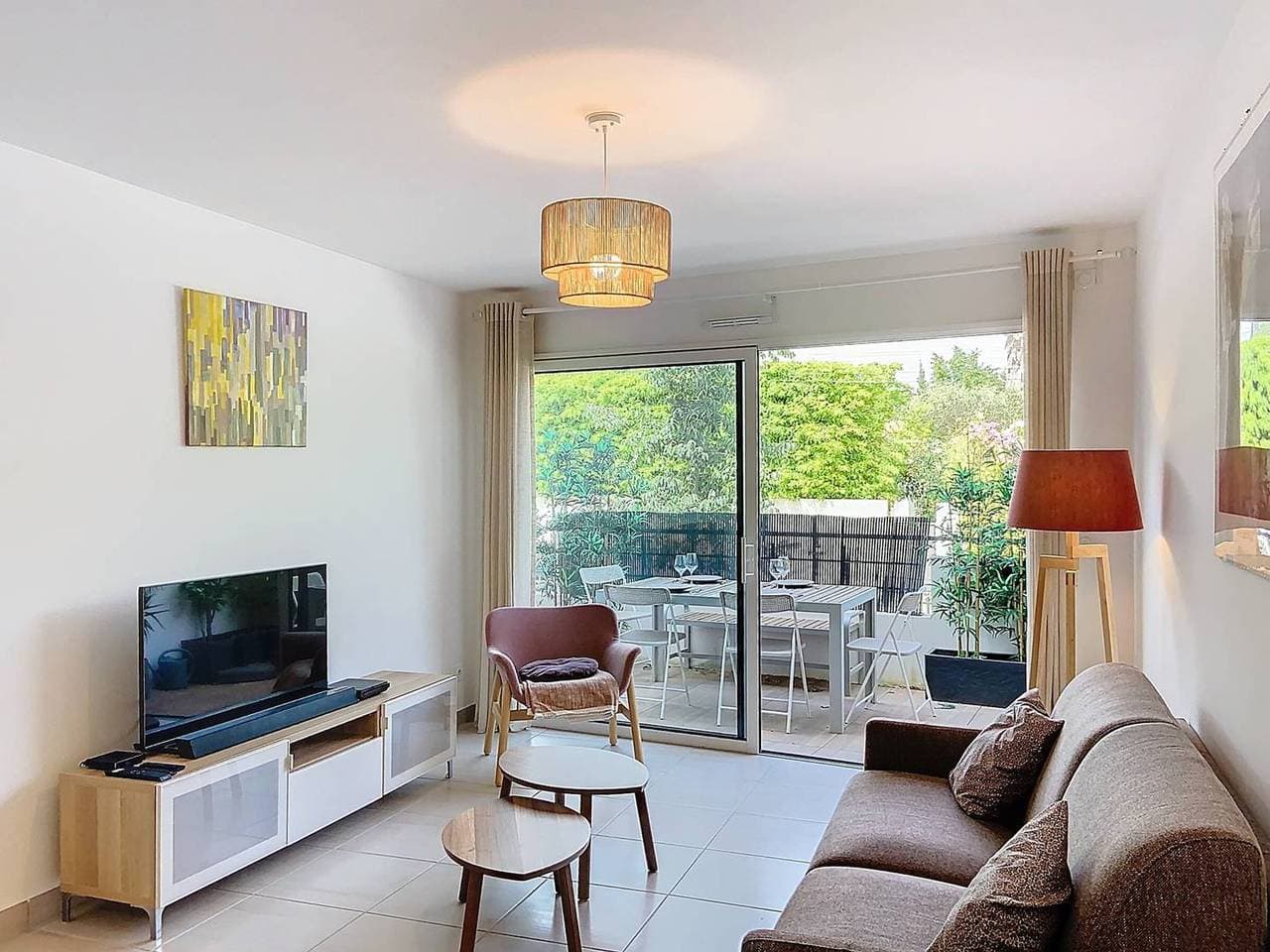 Foto 4 von 26: Luxus-Apartment, 2 Schlafzimmer, Terrasse, Pool, Parkplatz, 150m vom Strand - Saint-Cyr-sur-Mer