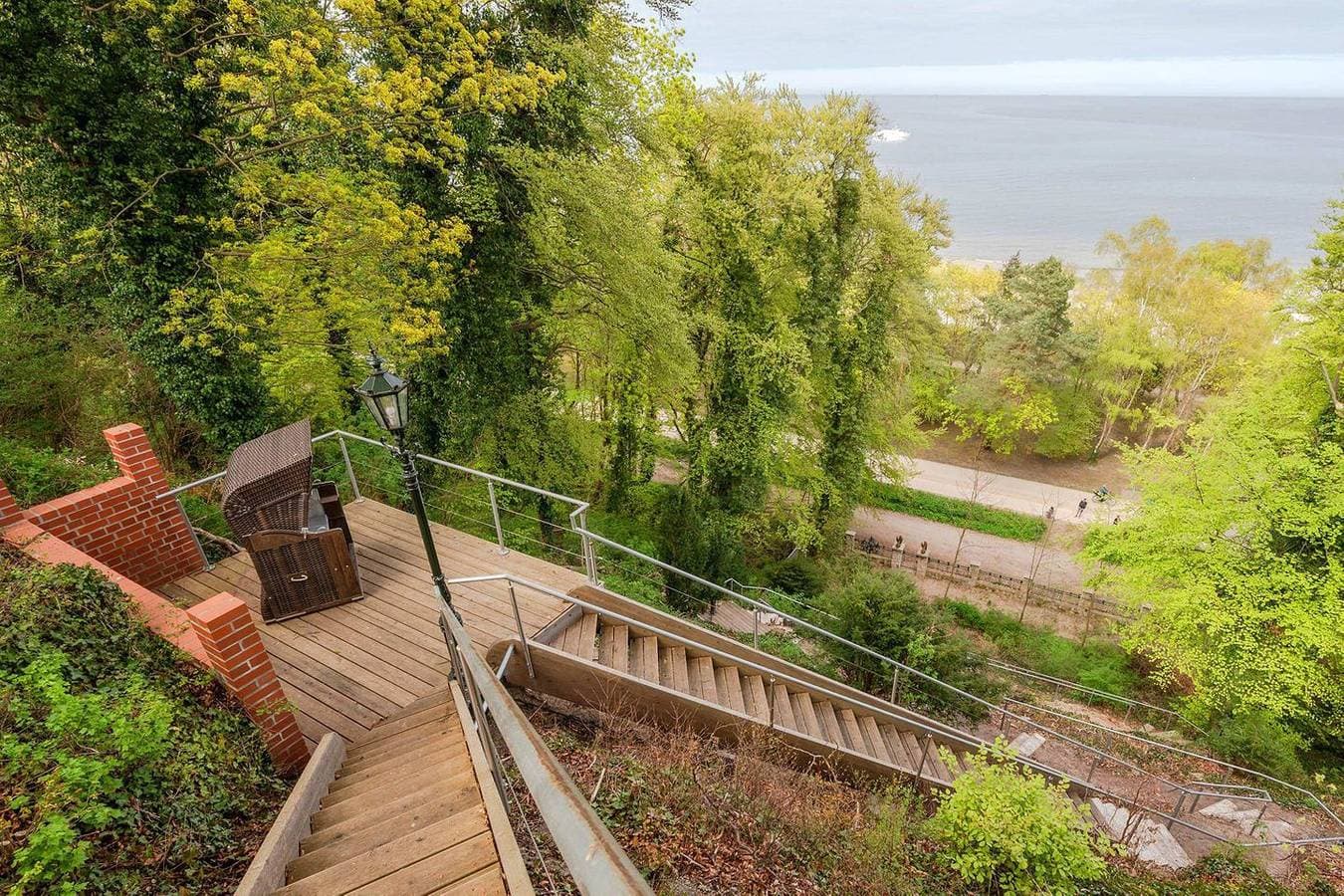 Foto 3 von 25: Wunderschöne Ferienwohnung in Heringsdorf mit Garten, nur 150 m zum Meer