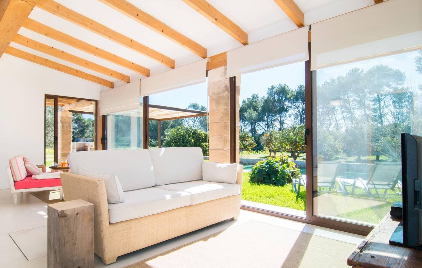 Foto 8 von 47: Appartement am Strand mit Pool und WiFi - 1,5km bis Sa Marjal