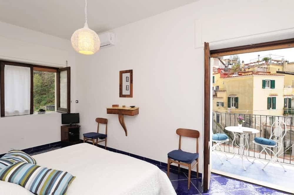 Foto 5 von 28: Maiori Reginella mit Meerblick Terrasse, Wi-Fi, Aria Cond und in der Nähe von Amalfi