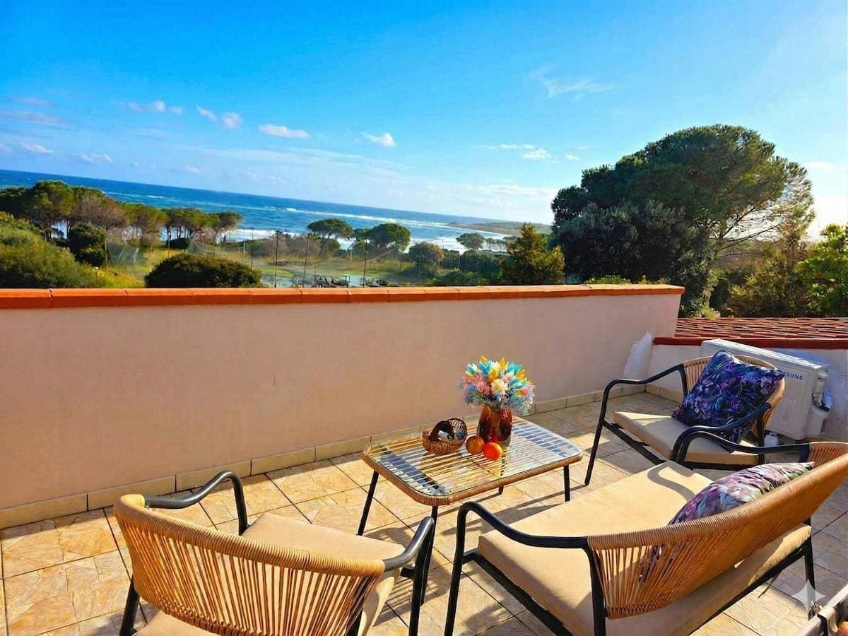 Ville delle Meduse - Sea View Villa, Near Beach in Porto Corallo 1