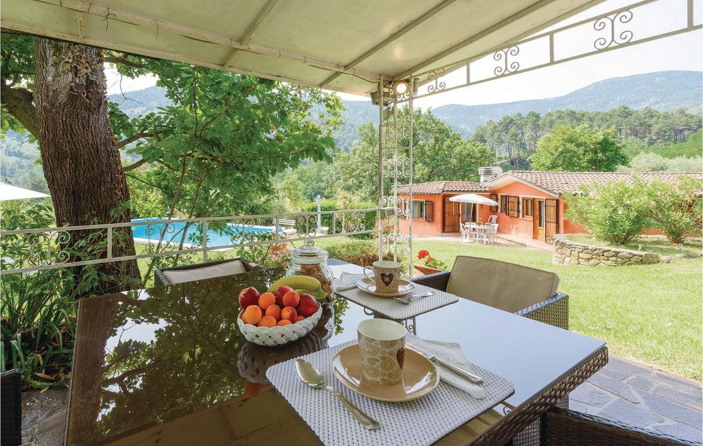 Foto 8 von 18: Oase am See: 90m² mit Parkplatz, Pool & Garten