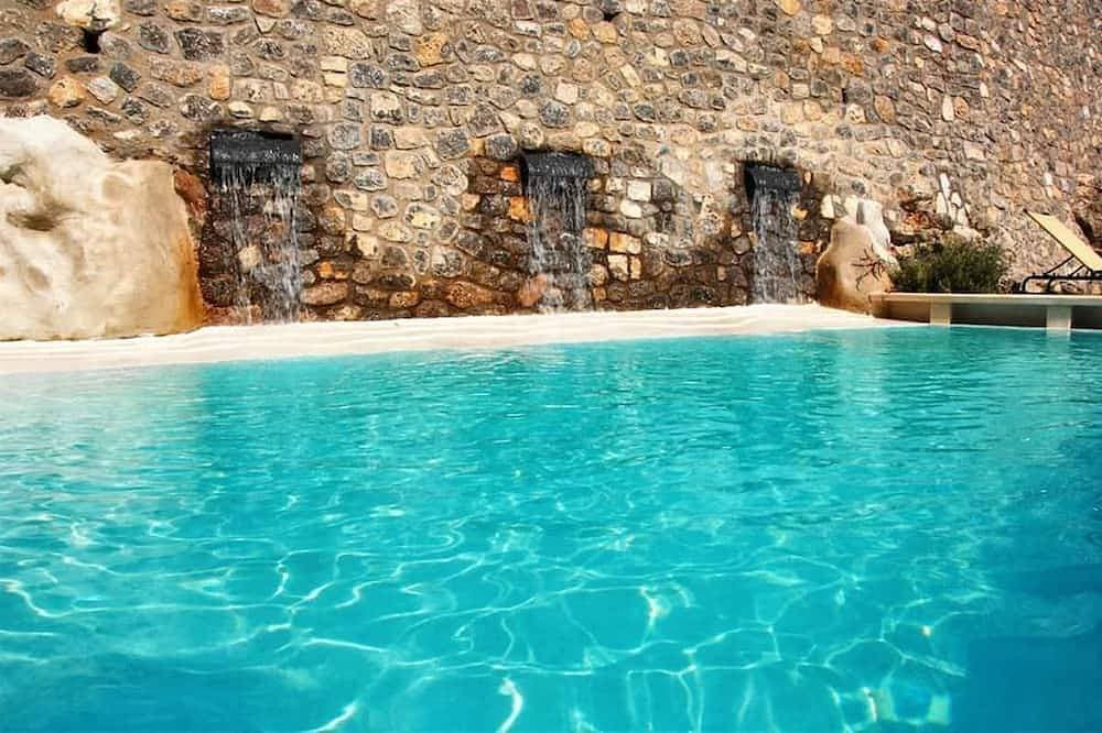Gorgeous Loft Apartments  with Pool in Amalfi Town by Amalfivacation.It 1