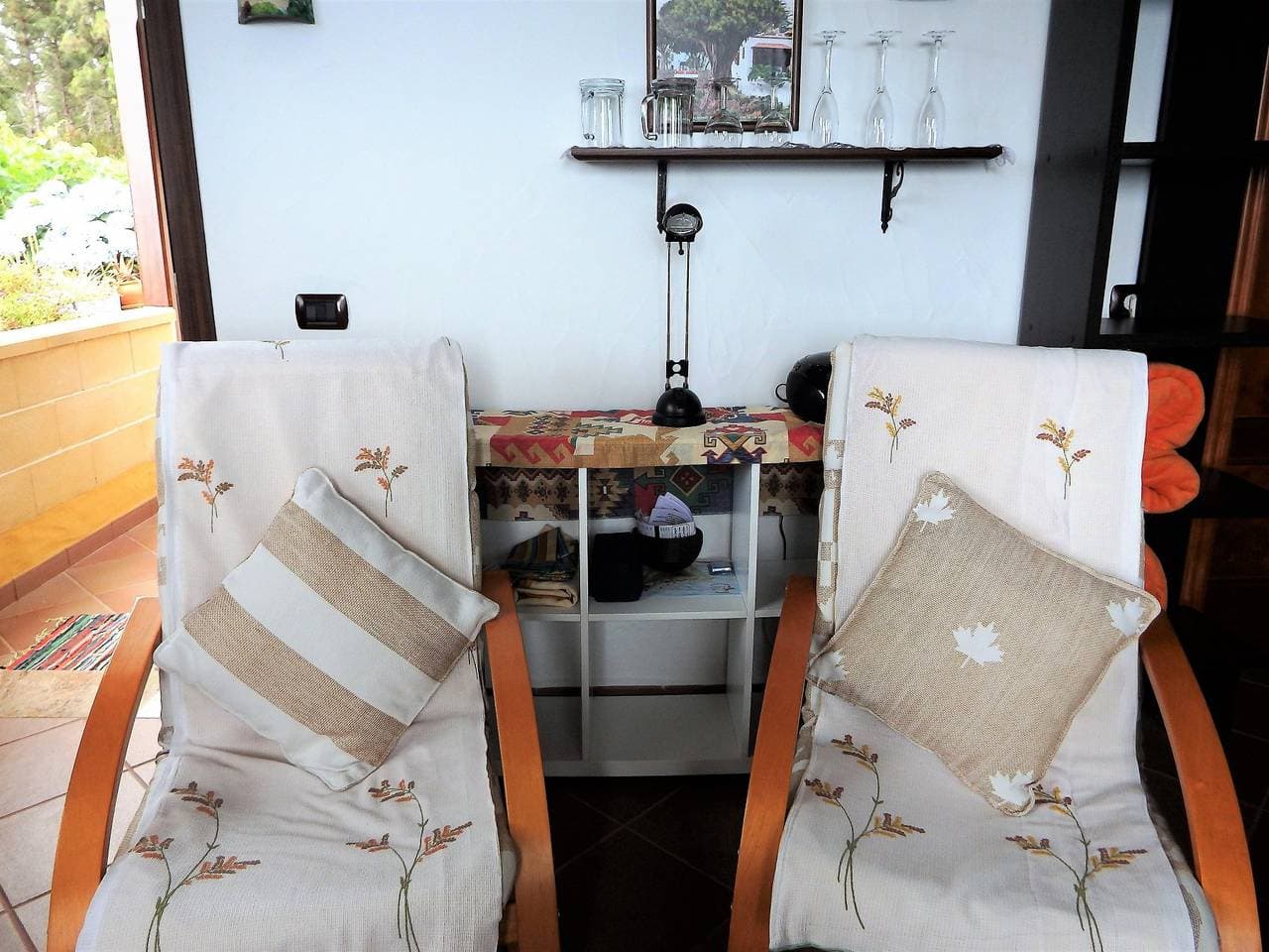 Foto 13 von 26: Bungalow in Finca mit Weinanbau & Traumaussicht,fibre WLAN gratis