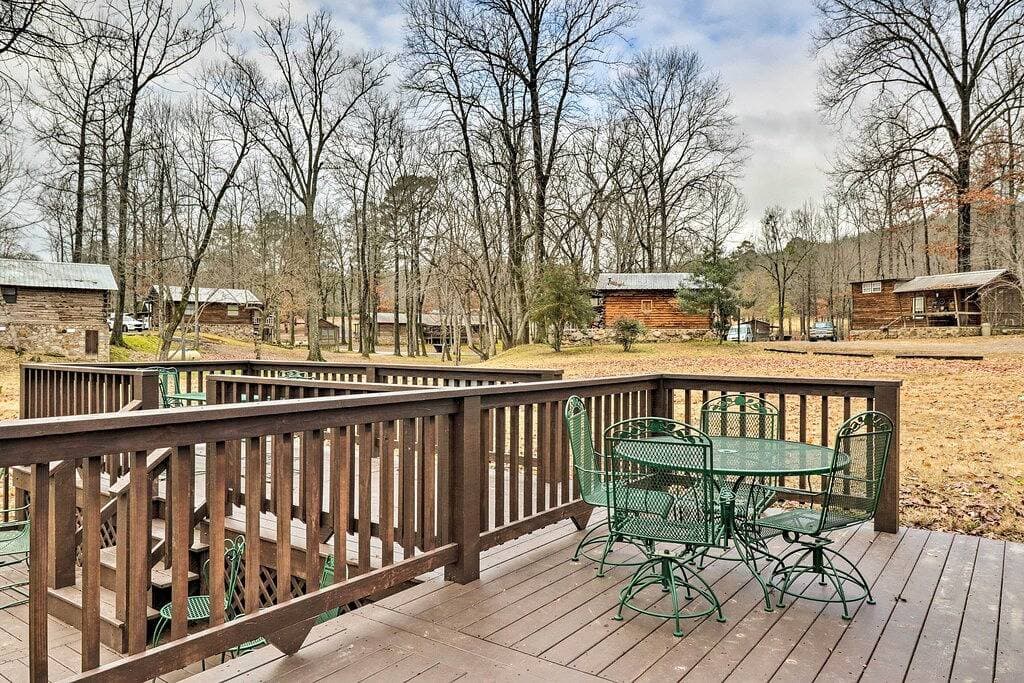 Foto 11 von 24: Neu! Gemütliche Heber Springs-Kabine mit Deck und Dock!