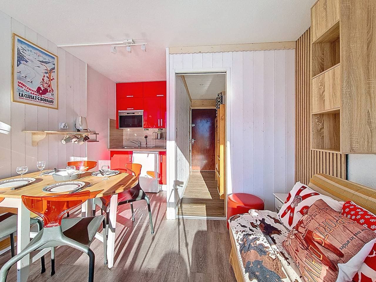 Foto 2 von 18: Renoviertes helles Studio, Ski-in/Ski-out, Balkon, 3 Personen