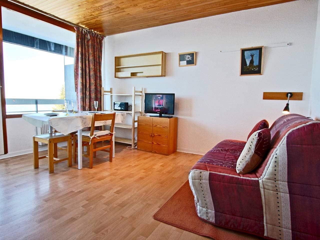 Foto 6 von 21: Geräumiges Studio für 2 Personen nahe Pisten mit Balkon