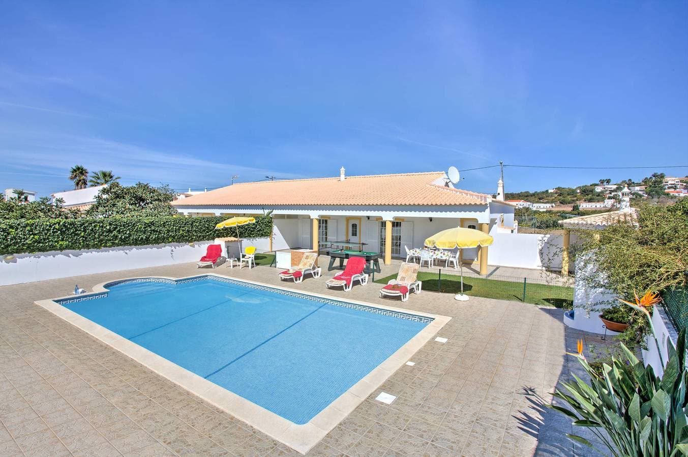 Foto 2 von 30: Villa für 4 Personen mit Garten