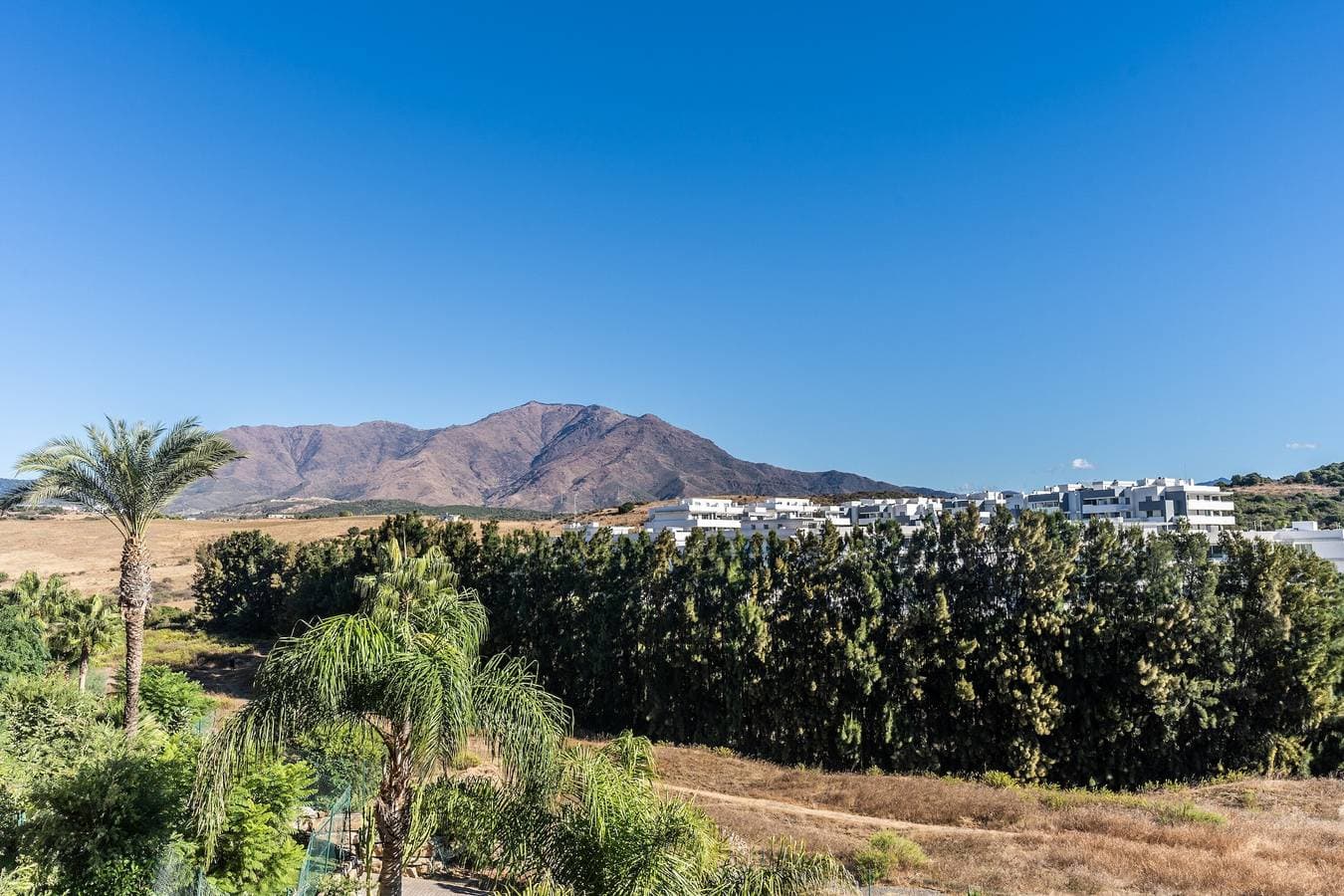Foto 4 von 29: Apartment 'Duplex Estepona' mit Bergblick, WLAN und Klimaanlage