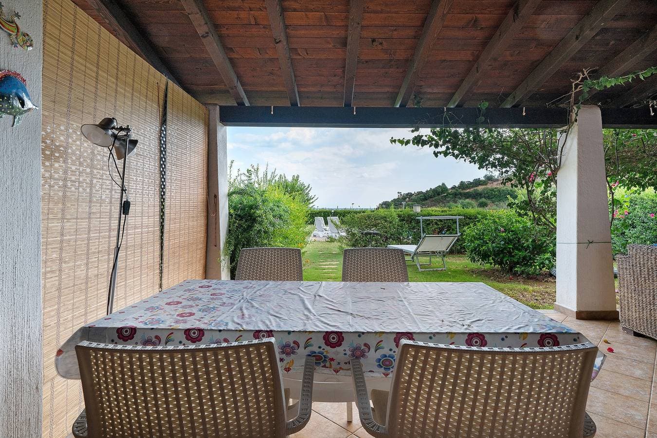 Foto 6 von 35: Villino Empatja: Smaragdgrünes Meer direkt vor der Tür