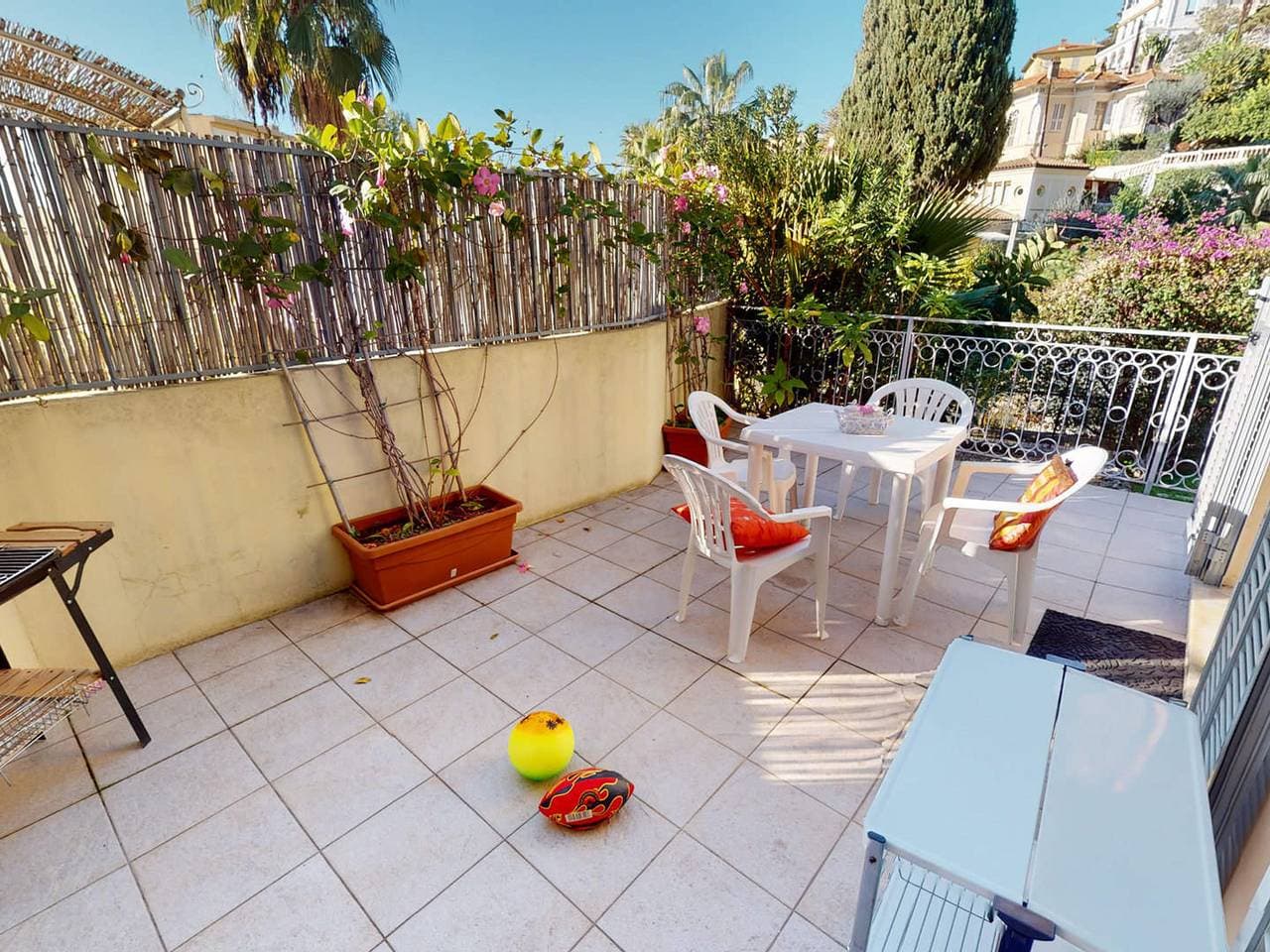 Foto 9 von 20: Komfortable 2-Zimmer-Wohnung mit Terrasse und Garten in Menton