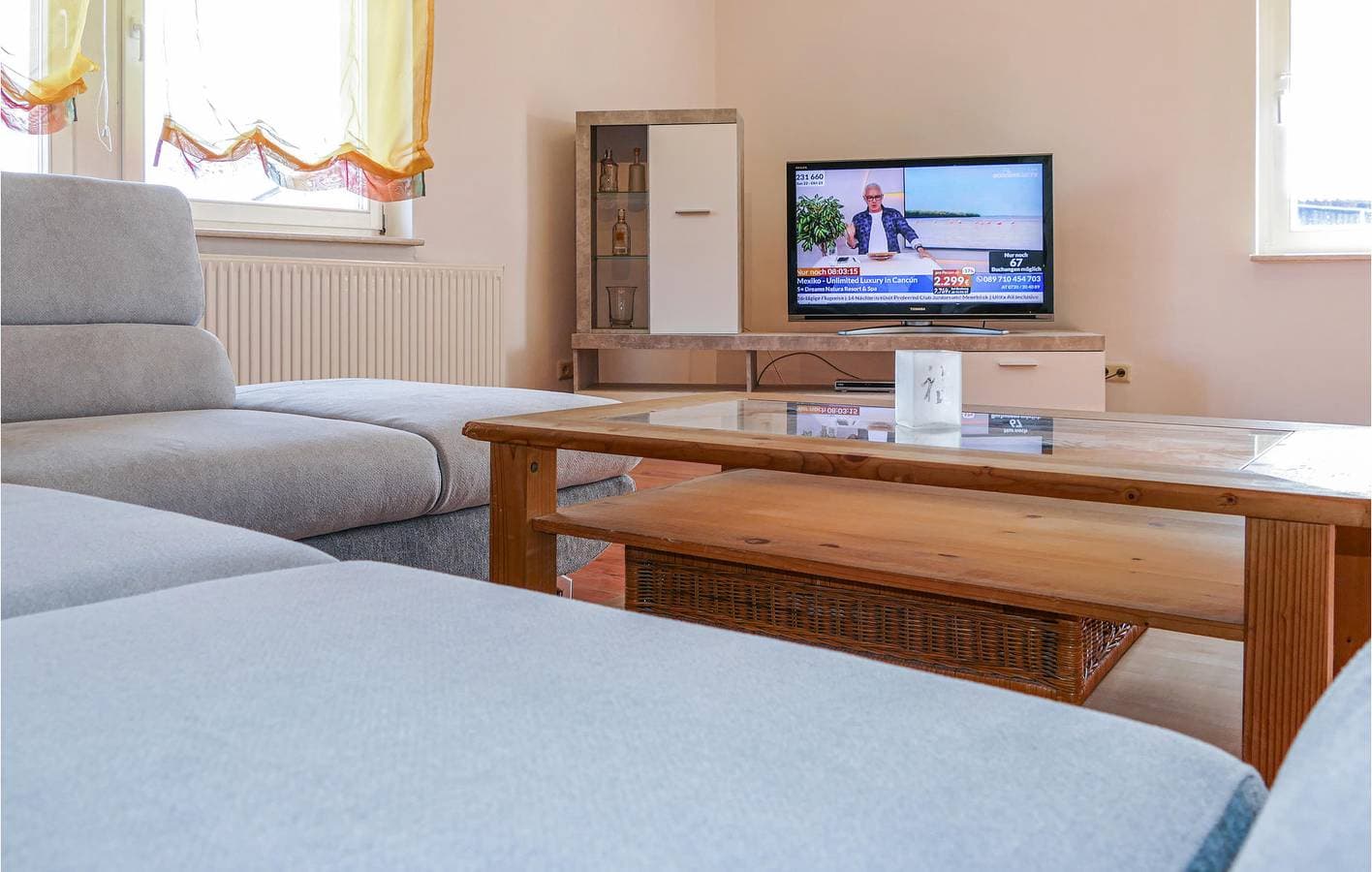 Foto 4 von 14: Sonnige Terrassenwohnung mit Parkplatz und Garten