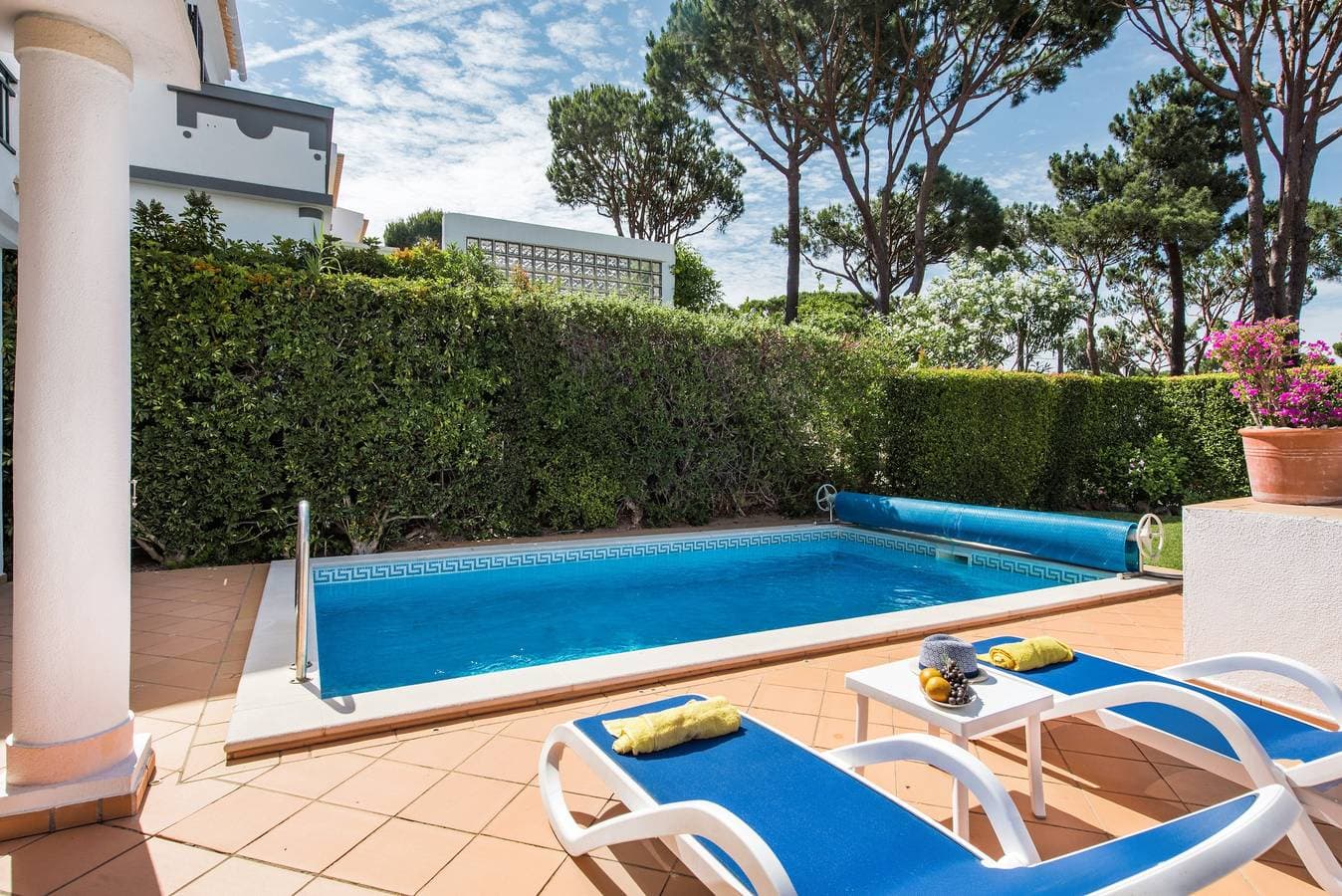 Foto 8 von 42: Villa „Mng Elliott 52“ mit privatem Pool und WLAN