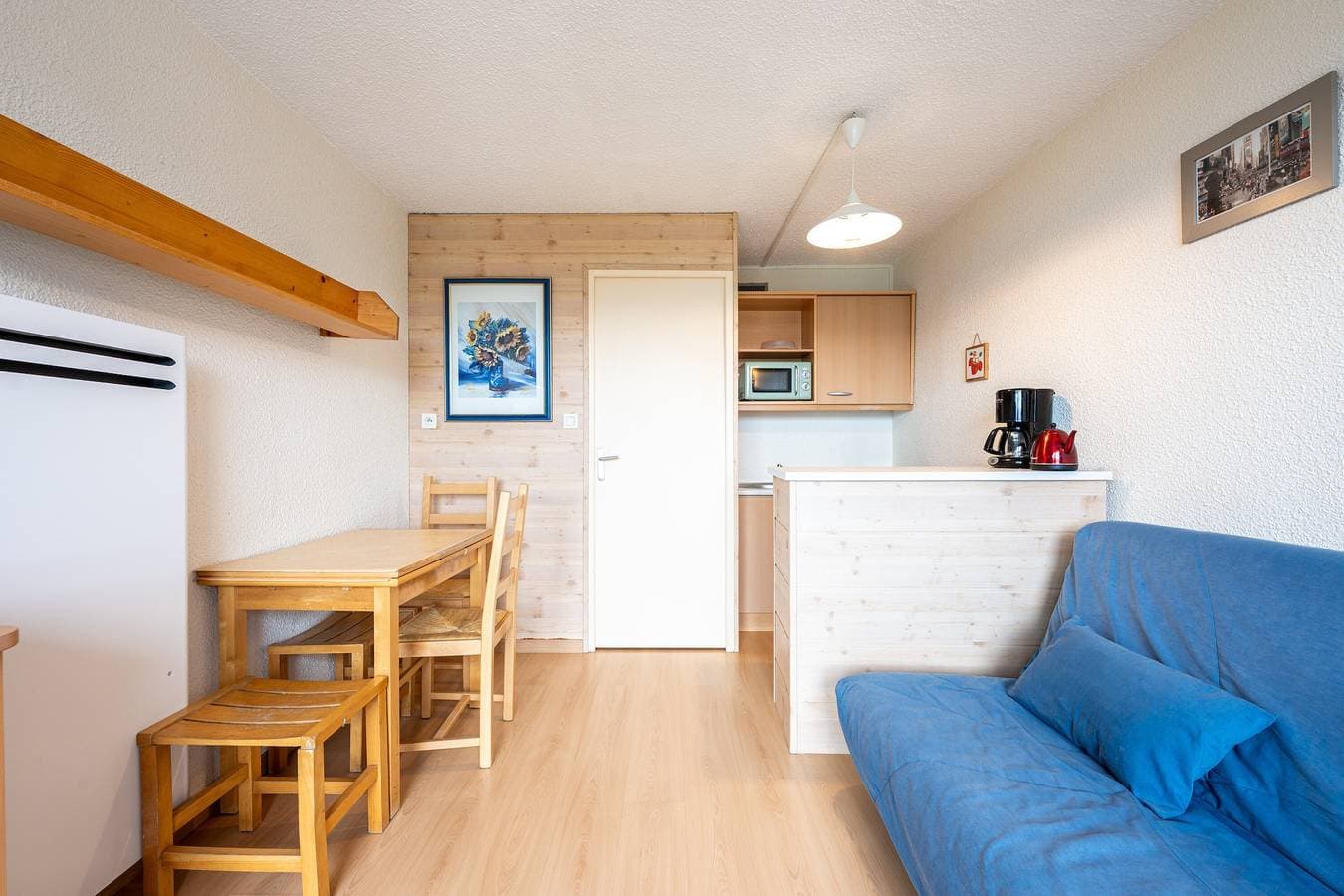 Foto 8 von 23: Studio-Apartment 'Avec Vue Splendide' mit Bergblick und Balkon