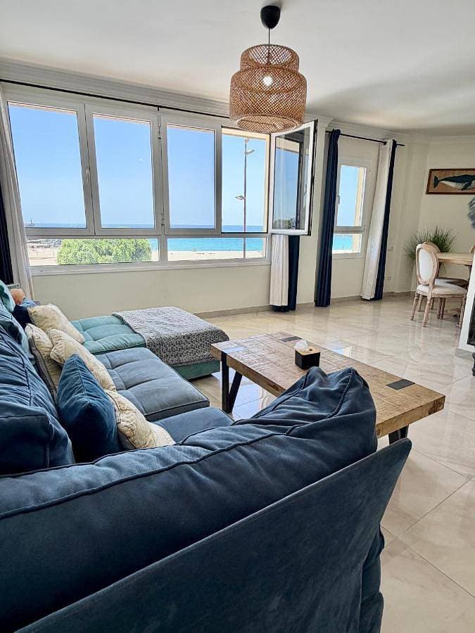 Vue océan, 2 chambres confortables, plage en face 1