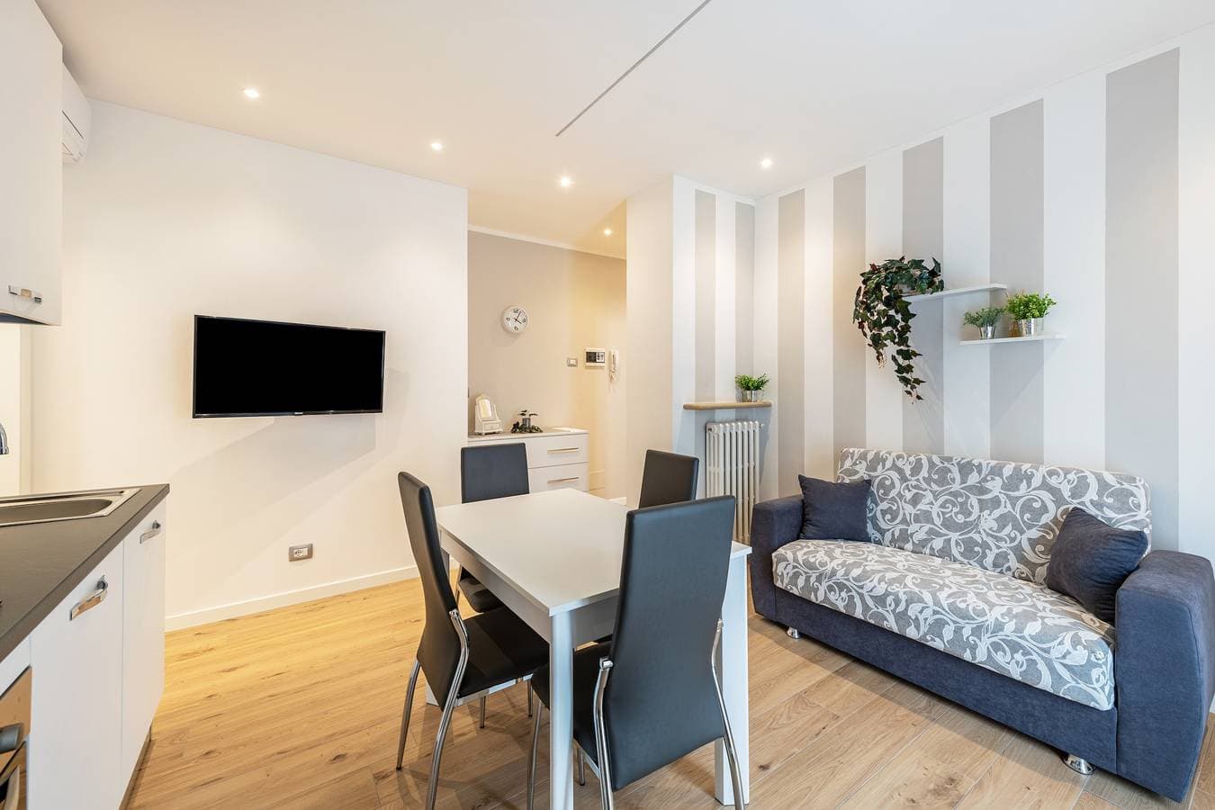 New casa Ilaria close to center 1