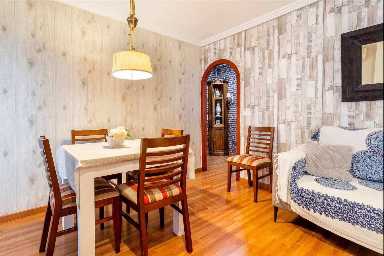 Foto 4 von 24: Ferienwohnung 'Cristina Center' mit Balkon, WLAN und Klimaanlage