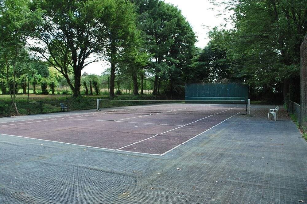 Foto 13 von 30: Cottage with shared swimming pool, hot tub, fishing, tennis, Uk TV and Wi-Fi