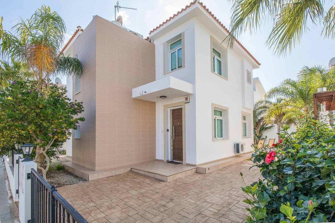 Foto 8 von 23: Villa für 6 Personen mit Terrasse