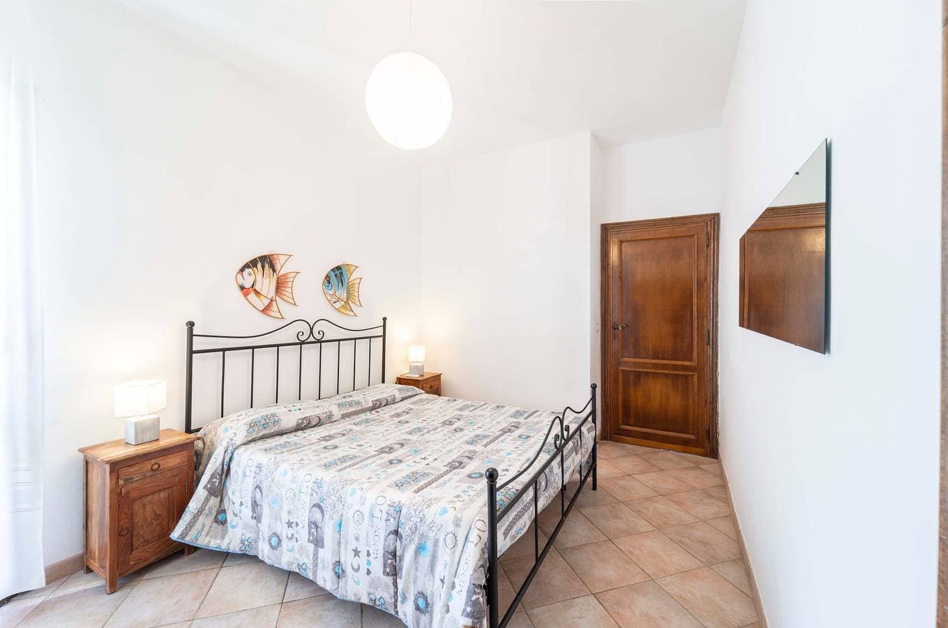 Foto 5 von 27: Appartement "Stintino Sea Front Apartments B" mit Meerblick, Balkon und gemeinsamem Garten
