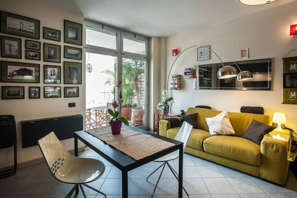 Modern Apartment Giovanni Square IUN Q6922 1