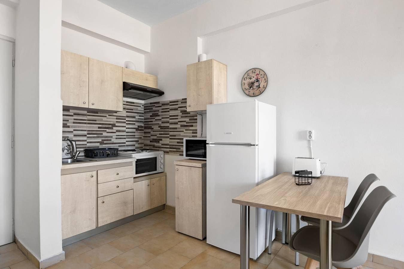 Foto 2 von 16: Ferienwohnung für 3 Personen mit Balkon
