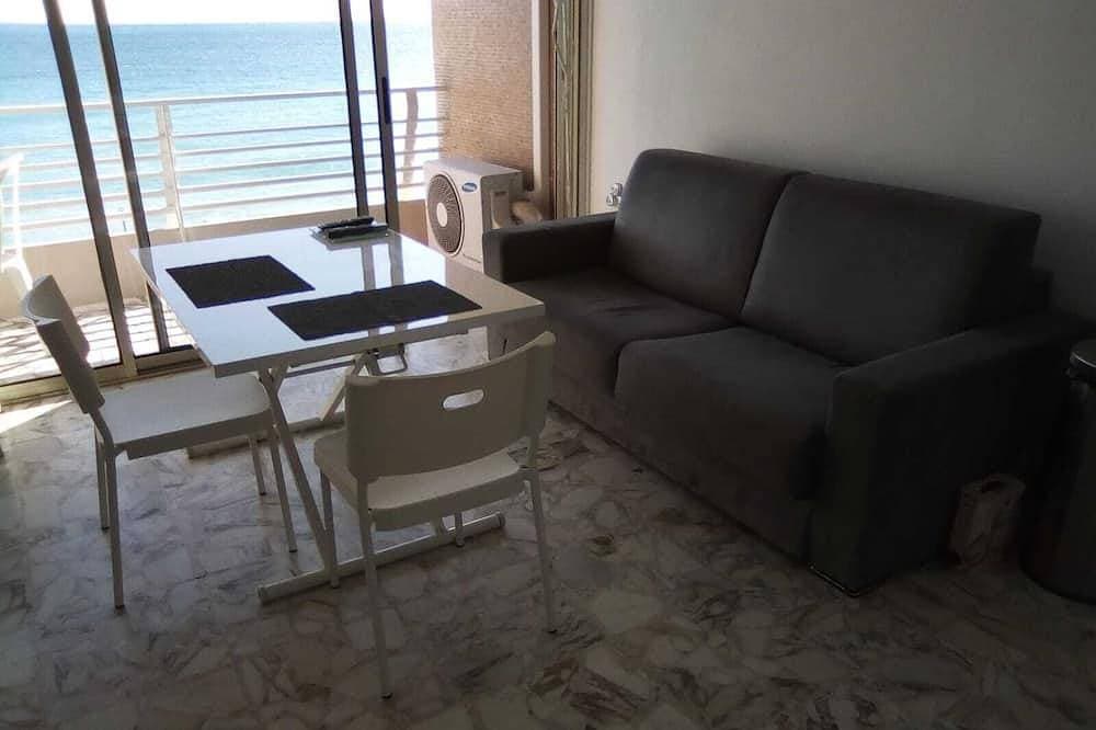 Foto 5 von 30: --- Studio am Strand ----