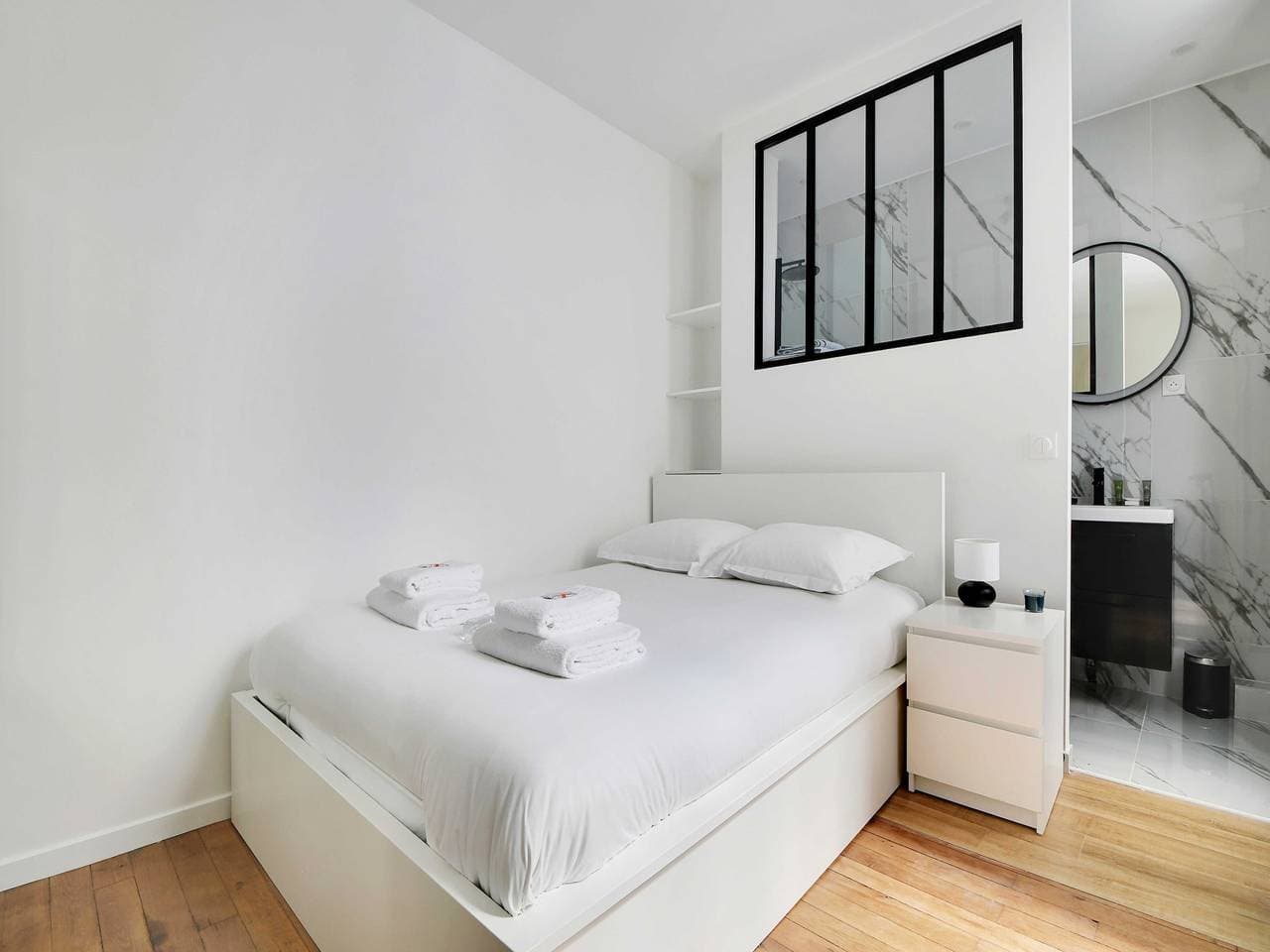Foto 11 von 15: Charmante Wohnung -1Br-4P- Petit-Montrouge