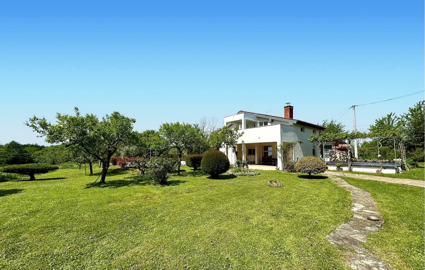 Foto 5 von 31: Gemütliche Ferienwohnung mit Pool, Terrasse und WLAN – 2,5 km vom Strand Sirena entfernt