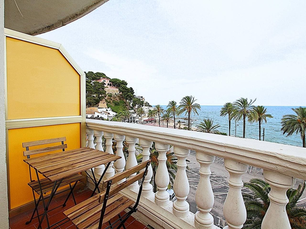 Moderne Meerblick-Wohnung in Lloret de Mar für 2-4 Pers. 1