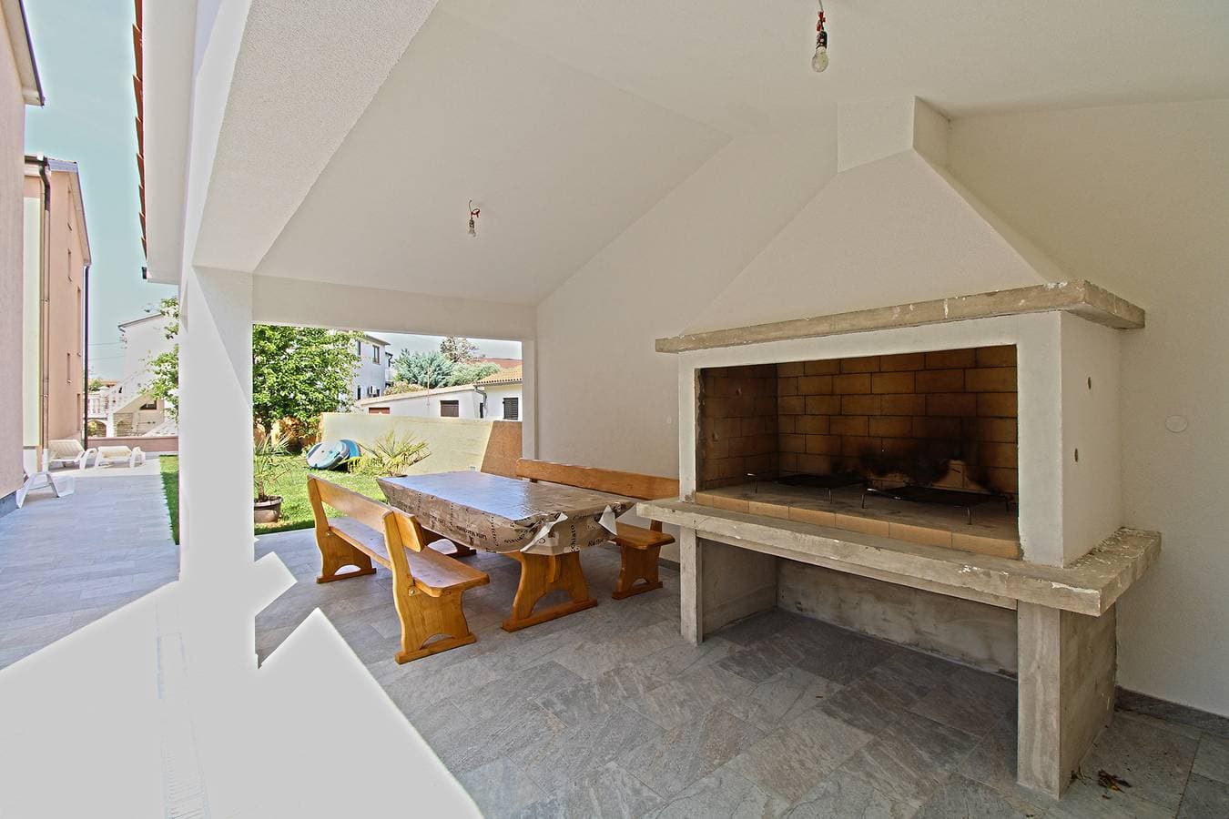 Foto 2 von 35: Ferienwohnung für 5 Personen mit Terrasse
