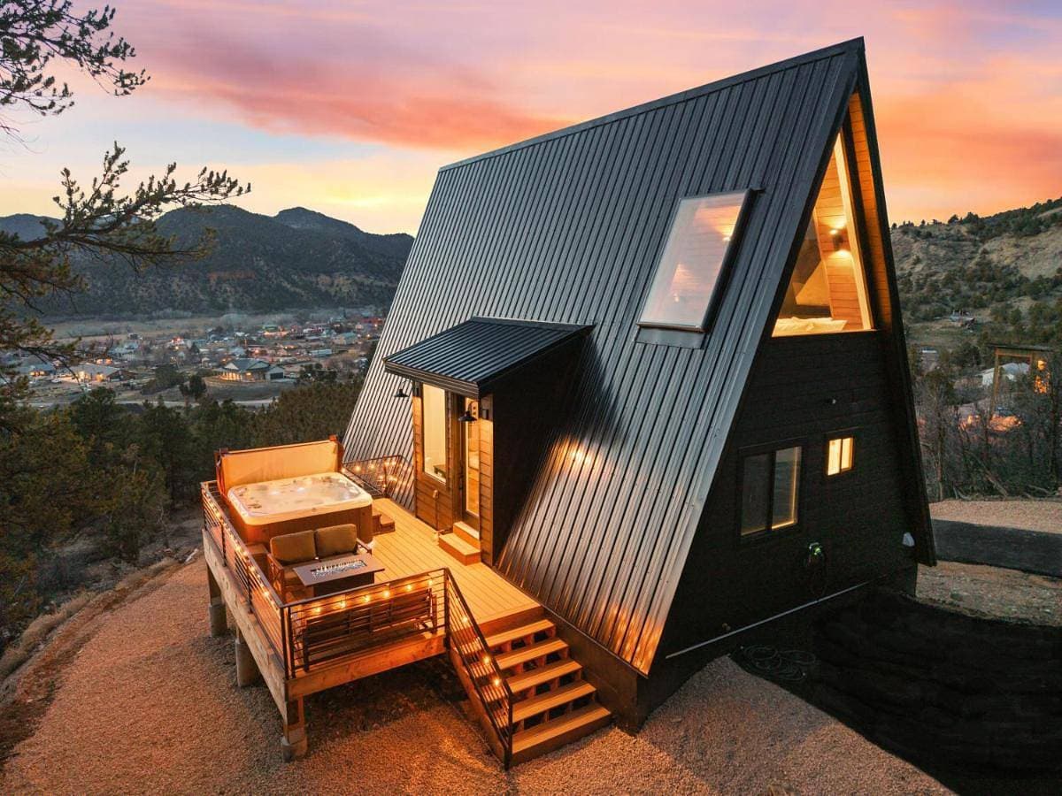 Scenic AFrame Retreat near Zion and Bryce 1